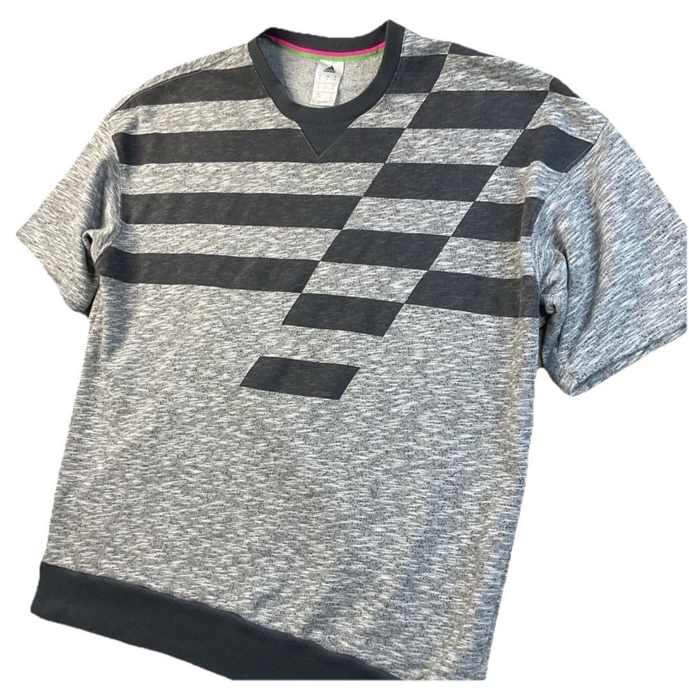 Adidas Short Sleeve Sweatshirt Mens XL Gray Crewneck Pullover Gym Training‎
